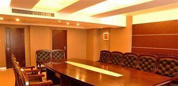 Changchun Yipin Jiliang International Hotel Экстерьер фото